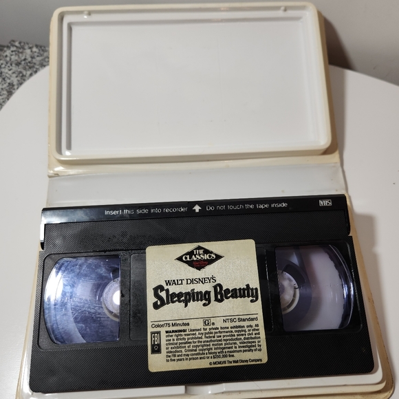 Disney Black Diamond Classics Sleeping Beauty VHS Tape - Picture 8 of 10